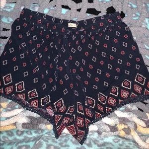 Hollister short